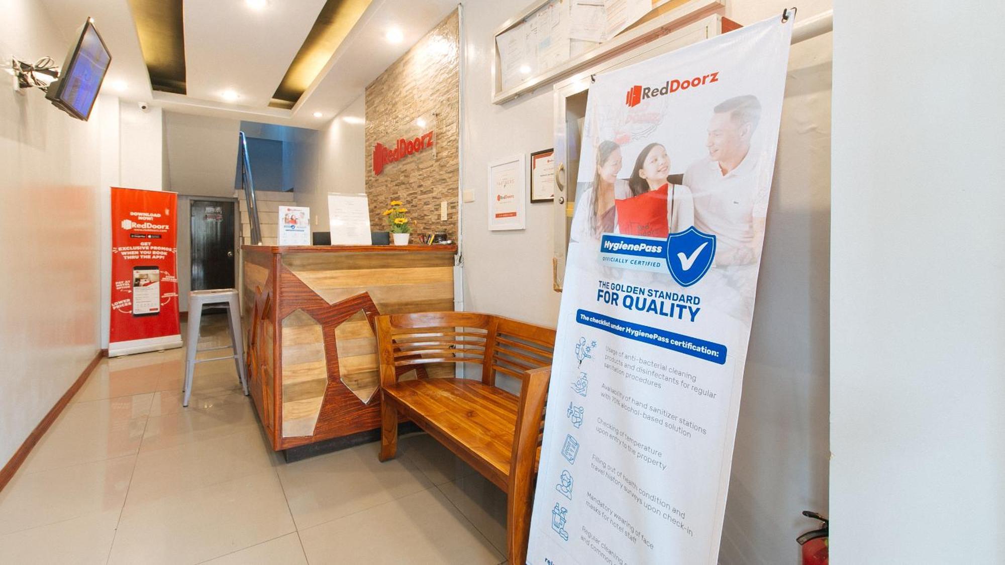 Hotel Reddoorz Near Bambang Station Manila Exterior foto